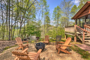 Cozy Hiawassee Cabin with Fire Pit and Mtn Views!, Hiawassee